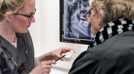 Zahnarztpraxis Julia Simon