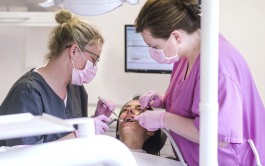 Zahnarztpraxis Julia Simon